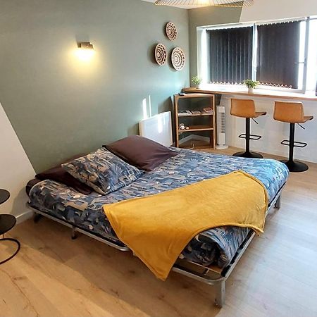 Vannes: Charmant Studio Sur Le Port Luaran gambar