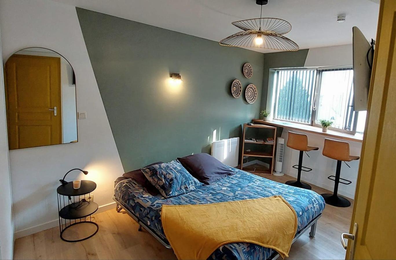Vannes: Charmant Studio Sur Le Port Luaran gambar