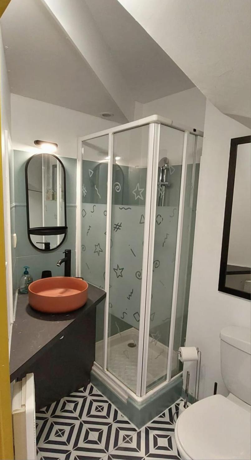 Vannes: Charmant Studio Sur Le Port Luaran gambar